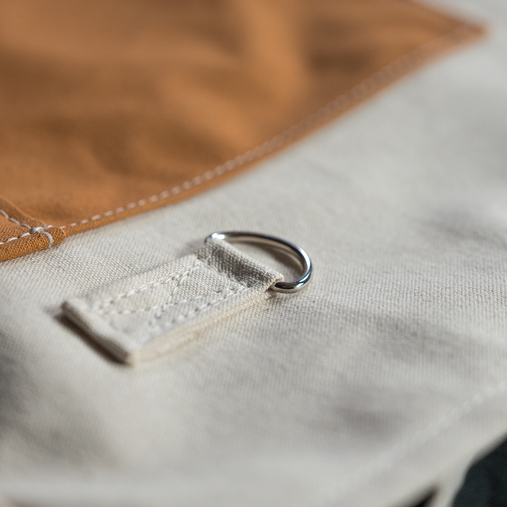 FATHER WISDOM SIGNATURE APRON