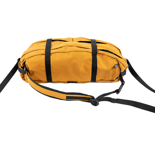 Heavy-duty canvas cantle bag for ranching and hunting, covertable into small day pack
